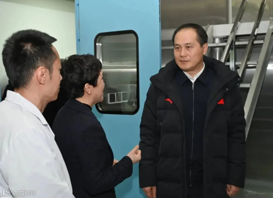 01aecea6b3ef0d7b8b0e1bf8c1d9e635__副本.jpg