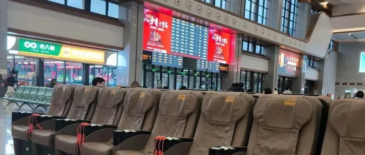 <em>河池</em>即将迎来高铁提速新动向，住在这儿的人要笑开花了！