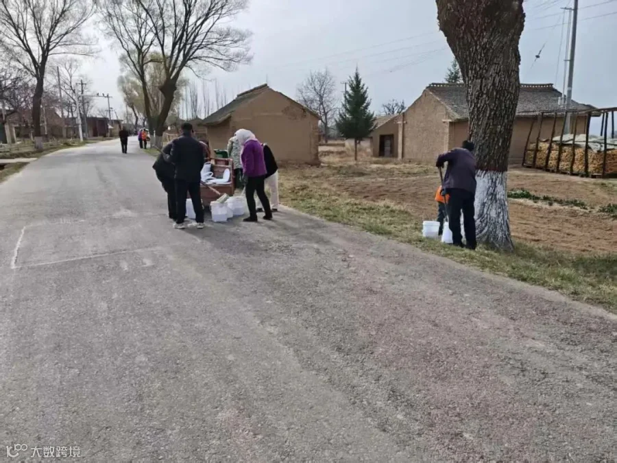 51f78d23aaf905256d0f72e8f1e5244e.jpg
