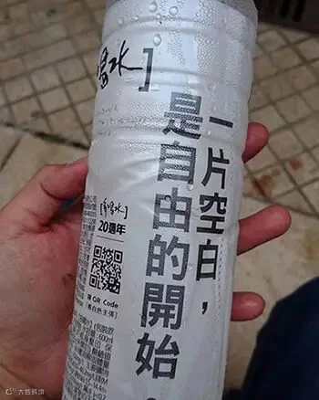 http://7xo6kd.com1.z0.glb.clouddn.com/upload-ueditor-image-20170627-1498563600007036590.jpg