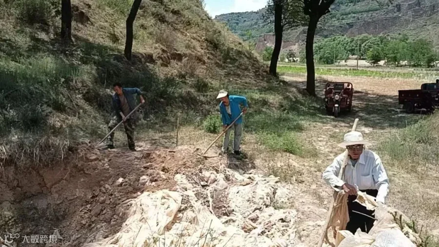 21ccc418407c03864c17887b09d621a.jpg