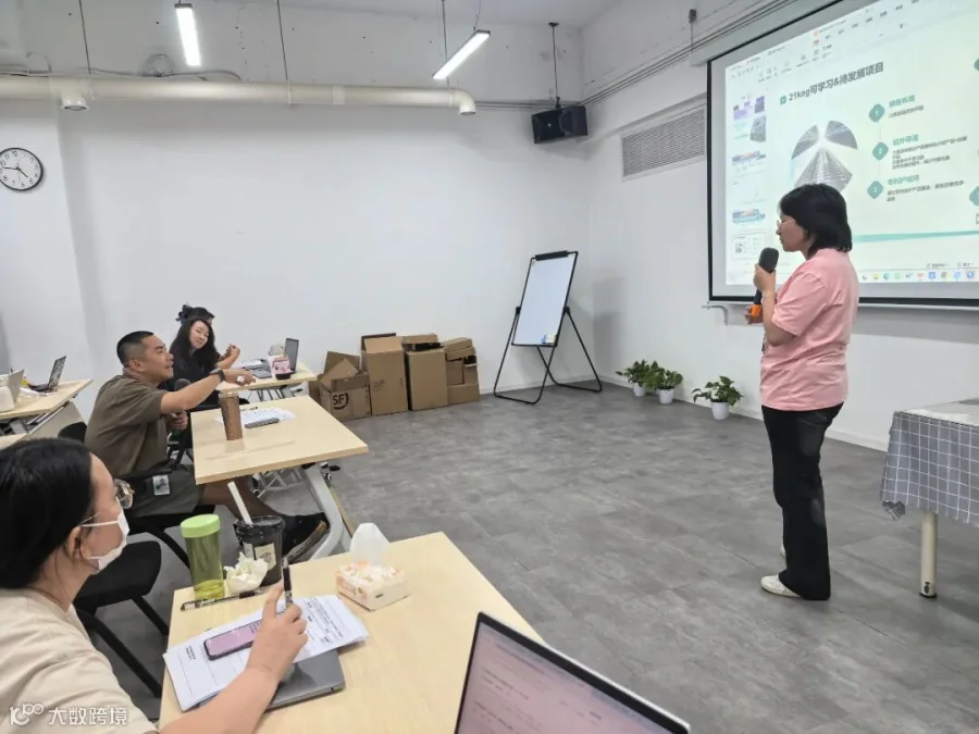 舒玮琪演讲.jpg