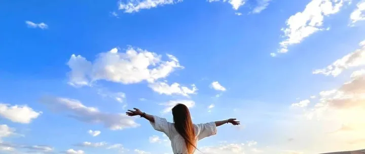 端午3日｜内蒙<em>乌海</em>•西部梦幻峡谷の<em>乌海</em>湖-网红枯树/公路-五当召-谷力脑包火山遗址