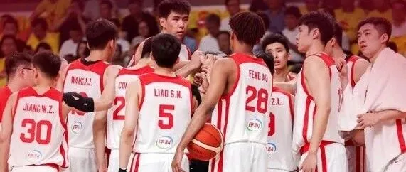 男篮热身赛 | 今晚热身赛大名单：刘金雨&杨曦皓替换崔永熙&蒋浩然出战