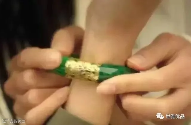 这只被韩国宣称价值60亿的翡翠手镯,到底是是神话还是笑话?