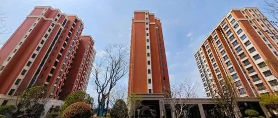 当所有人盯着<em>鹤岗</em>白菜房时，这个四线小城身价翻了倍。