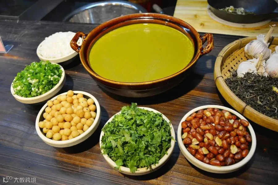 东兰油茶.jpg