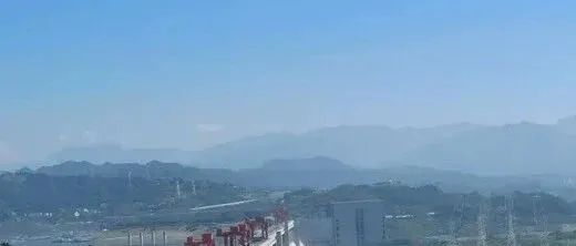 请别再苛责襄阳了，襄阳终究还是没能稳压宜昌，襄阳如今也缺少一根绝对硬核的产业支柱