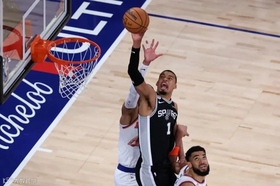 Spurs edge Knicks 115-111 in NBA Finals as Trump watches | South China  Morning Post