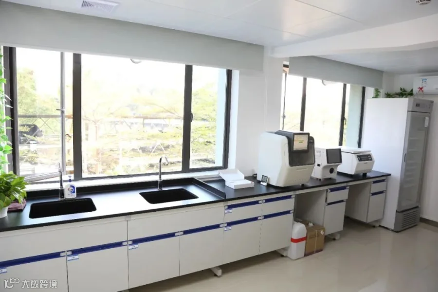 龙华区中心医院新建3家社康中心昨06.jpg