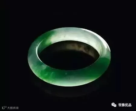 这只被韩国宣称价值60亿的翡翠手镯,到底是是神话还是笑话?