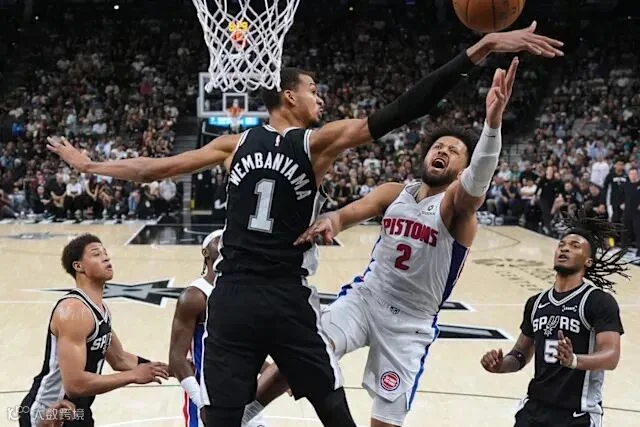 Wembanyama scores 38 as the Spurs sweep the Pistons, 121-106 - Yahoo Sports