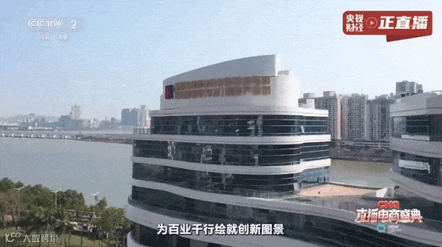 海关关员监管生物医药制品快速通关.jpg