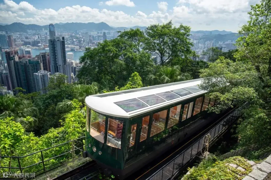 [Hong Kong at night] Old Town Central + Ding Ding Car + Victoria Peak ...