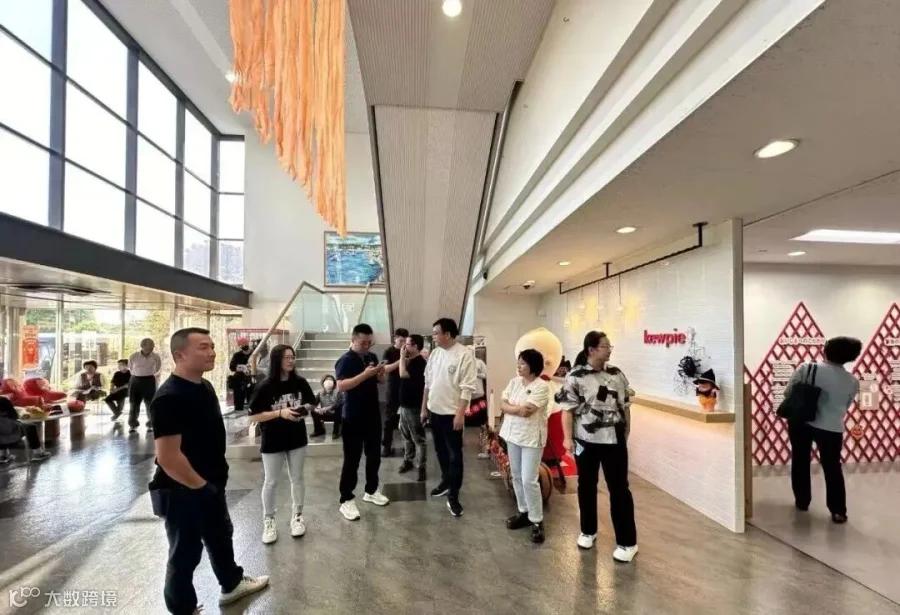 插图
