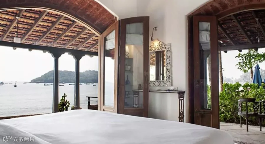 SG-AU_flashpacking-adventures_Ahilya-By-The-Sea.jpg