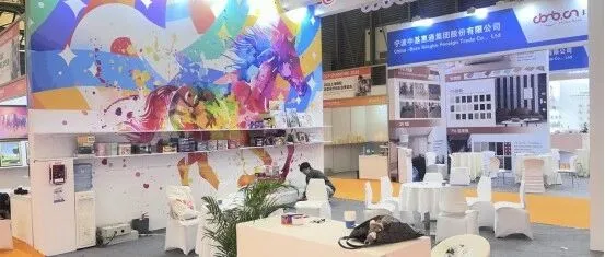 开春第一展！鄞州轻工军团亮相2026上海国际家居及时尚生活博览会，共启外贸新篇章