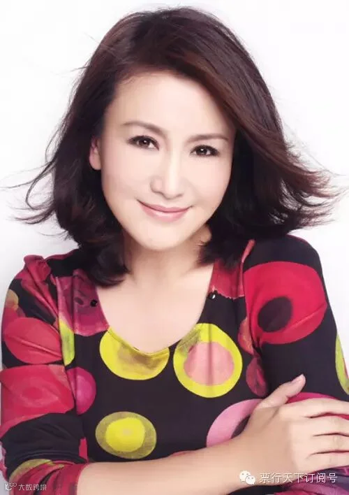 王茜饰演花姐