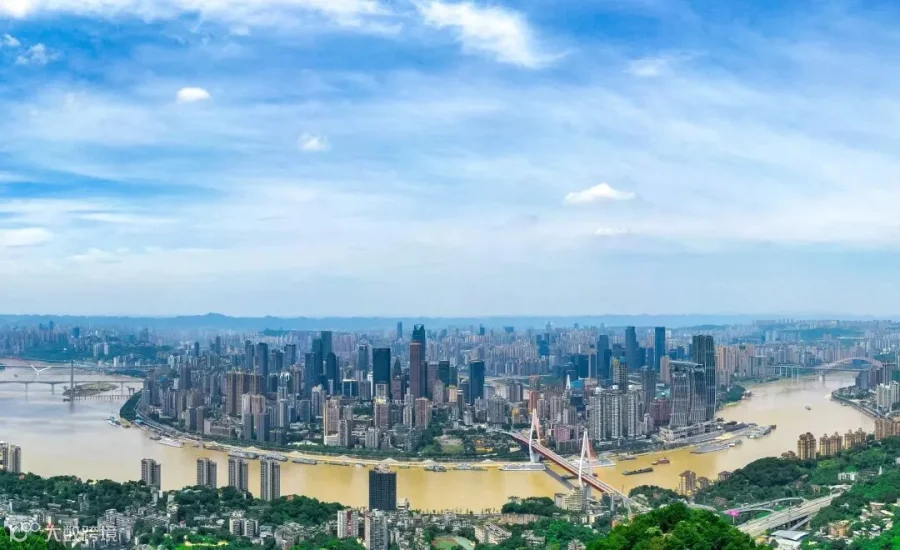 渝中半岛大景.jpg