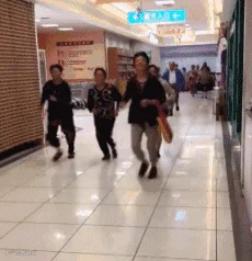 超市