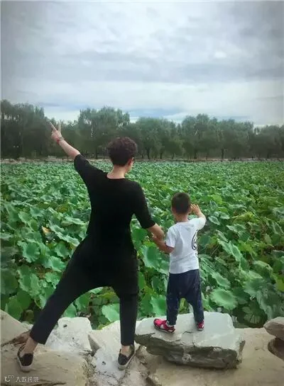 http://7xo6kd.com1.z0.glb.clouddn.com/upload-ueditor-image-20160929-1475118938332021958.jpg