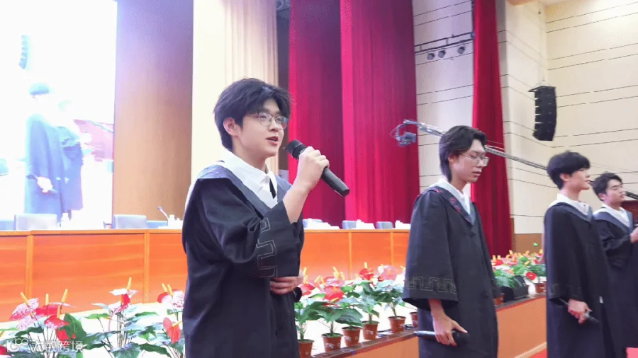 4人-2.gif