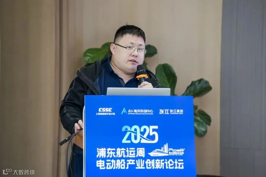 易航.jpg