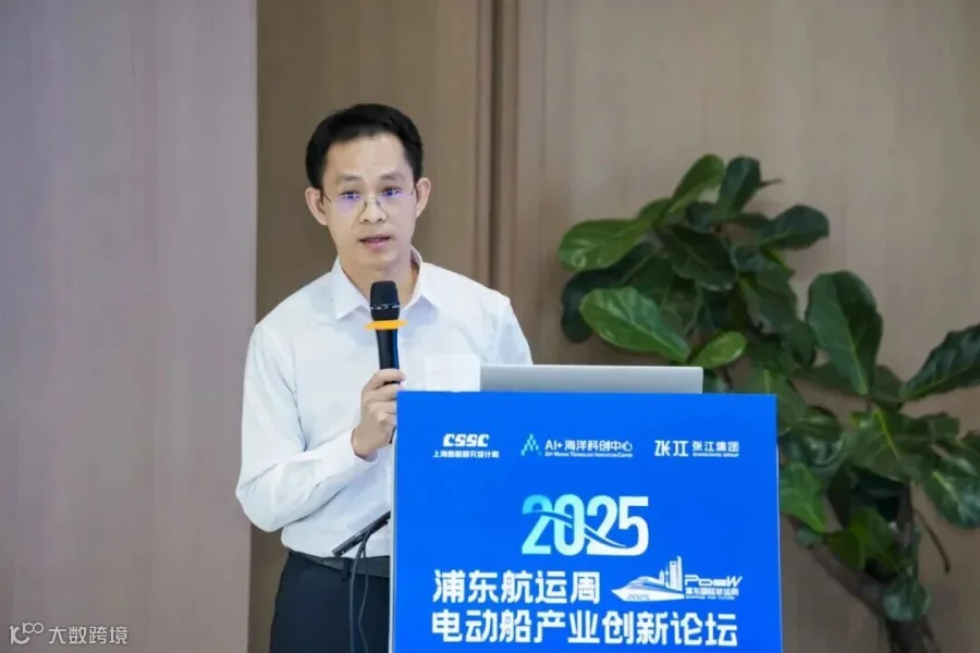 宁德时代电船.jpg