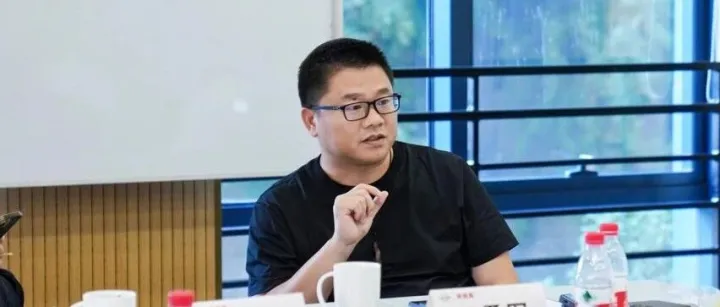 90后夫妻，入局淘宝抖音，半年干了4个亿