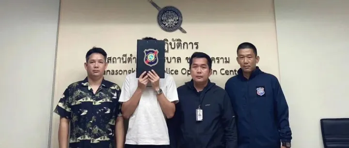 从玉佛寺讲到湄南河，麦克风还没关就被带走了！中国“黑导游”曼谷落网