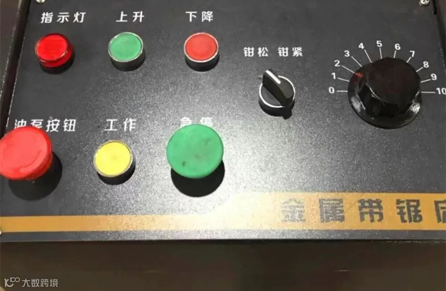 全新GB4232金属带锯床可切割高度320宽度500普通金属液压带锯床-阿里巴巴