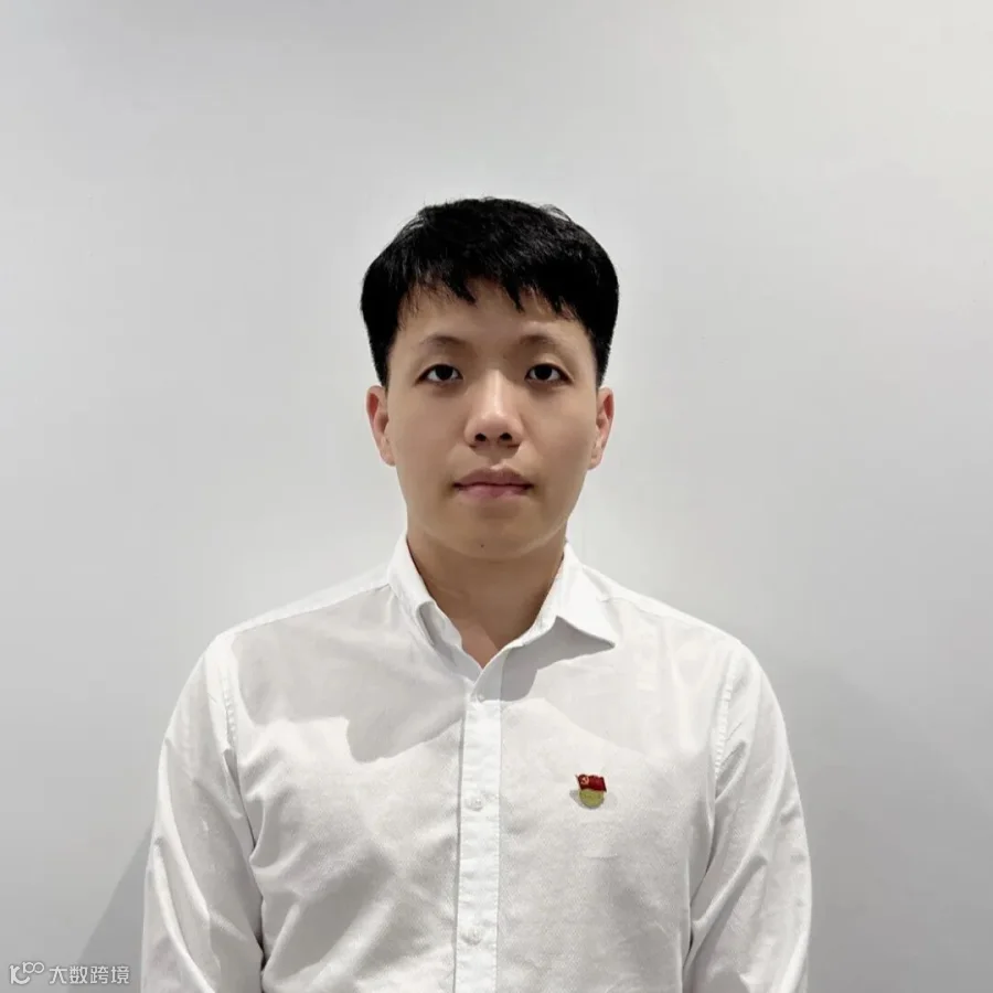 覃启彬.jpg