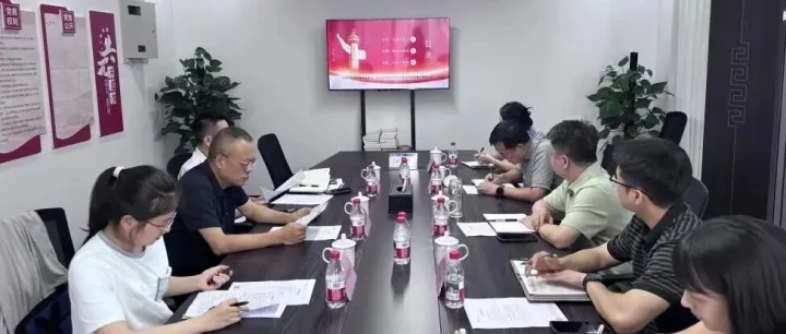 市口岸物流办组织专题党课进商协会活动
