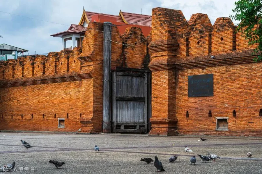 Must-See Attractions in Chiang Mai: Top Temples, Markets & Cultural Sites