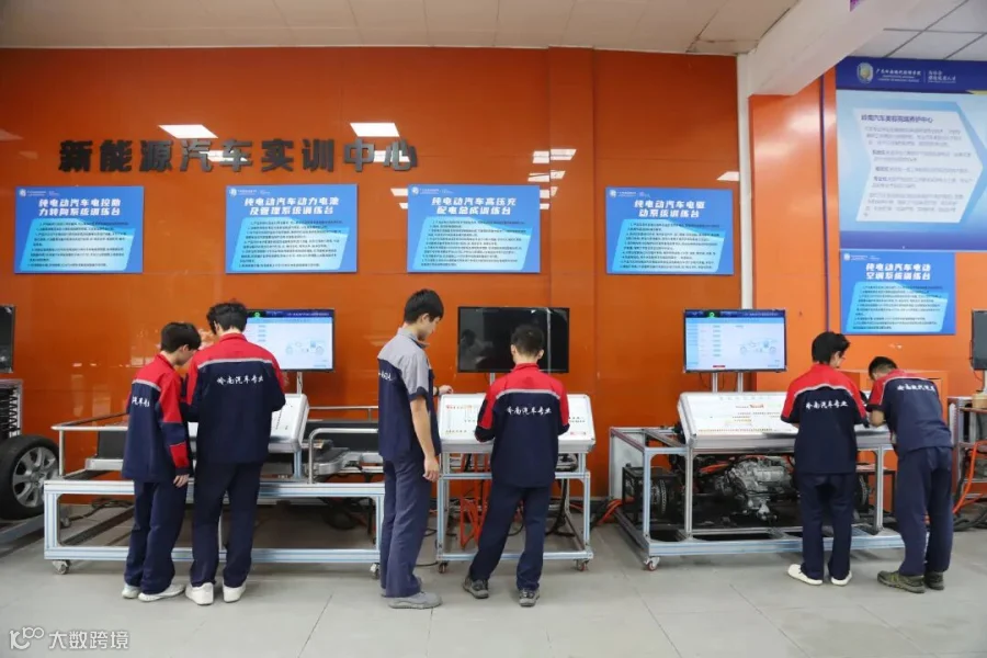微信图片_20251212160017_243_50.jpg