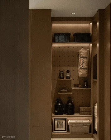 clideo_editor_f1b98b62279c43a38511a7674364a947.gif