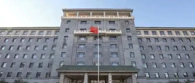 国家能源局：以市场化方式打造“电、热、汽、冷、气”多能互补的高效综合能源系统