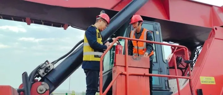 物流先锋说｜轨上流年，陈晓生33年初心如常