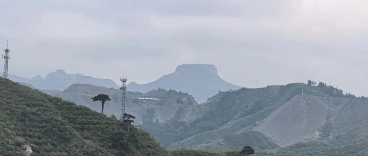 「安全地消失」：当企业内容杀死品牌