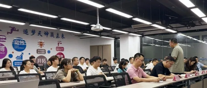 公益跨境实操培训班在新余跨境电商产业园顺利开班