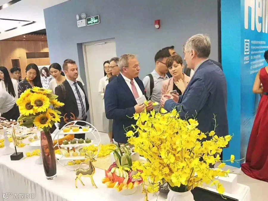 https://image.ipaiban.com/upload-ueditor-image-20190410-1554876426969044061.jpeg