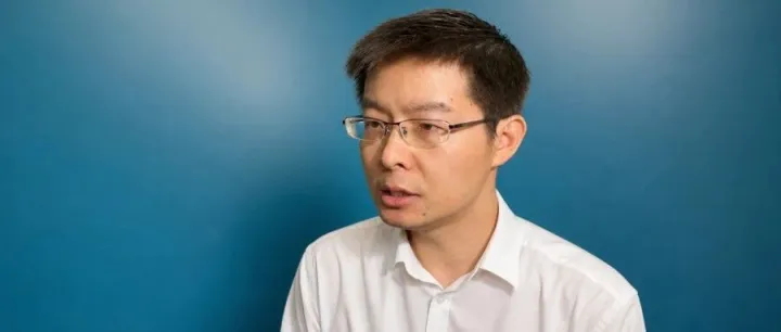 智元机器人超过宇树，拿下世界第一