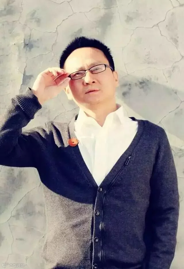 http://7xo6kd.com1.z0.glb.clouddn.com/upload-ueditor-image-20170525-1495711365654080670.jpg
