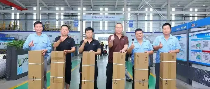 立秋暑未消，防台护平安 | 金纬机械太仓南郊厂区暖心送清凉、筑牢安全线!