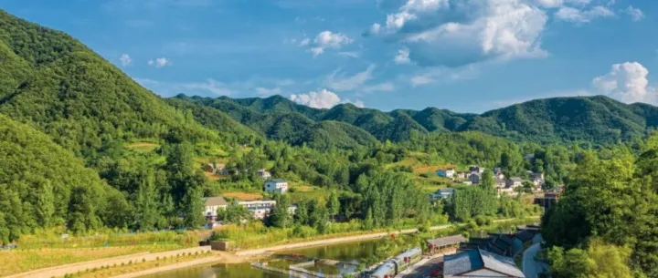 【车行山水|周末活动】游网红铁路小镇 避暑天河大峡谷