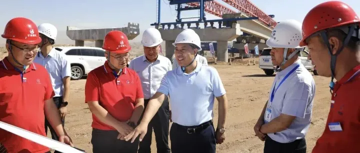 <em>金昌</em>市委书记王方太调研S52金山高速项目建设