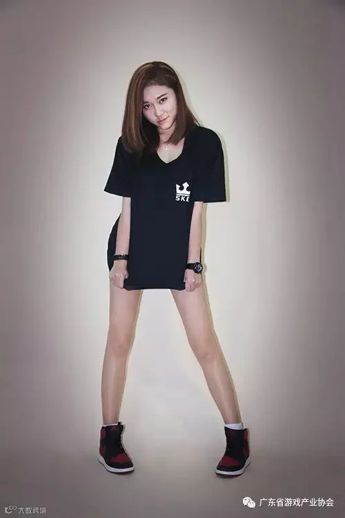 税丽2.jpg