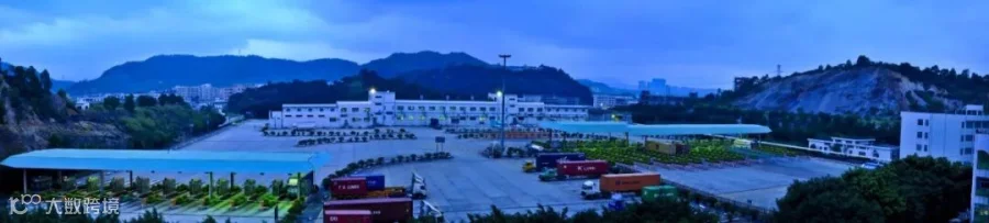 电视后的背景图.jpg