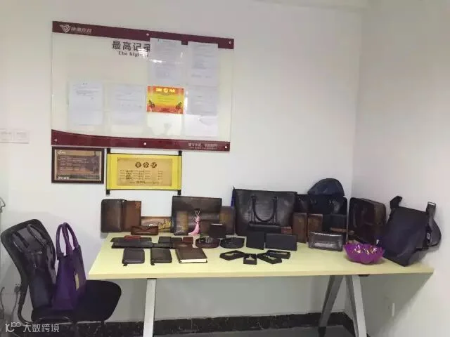 http://7xo6kd.com1.z0.glb.clouddn.com/upload-ueditor-image-20160225-1456386000088091807.jpg