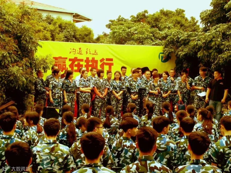 http://7xo6kd.com1.z0.glb.clouddn.com/upload-ueditor-image-20160320-1458439405616066618.jpg